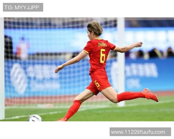 李晴潼精彩表现头球梅开二度助中国女足3-0领先对手 李晴潼精彩表现头球梅开二度助中国女足3-0领先对手